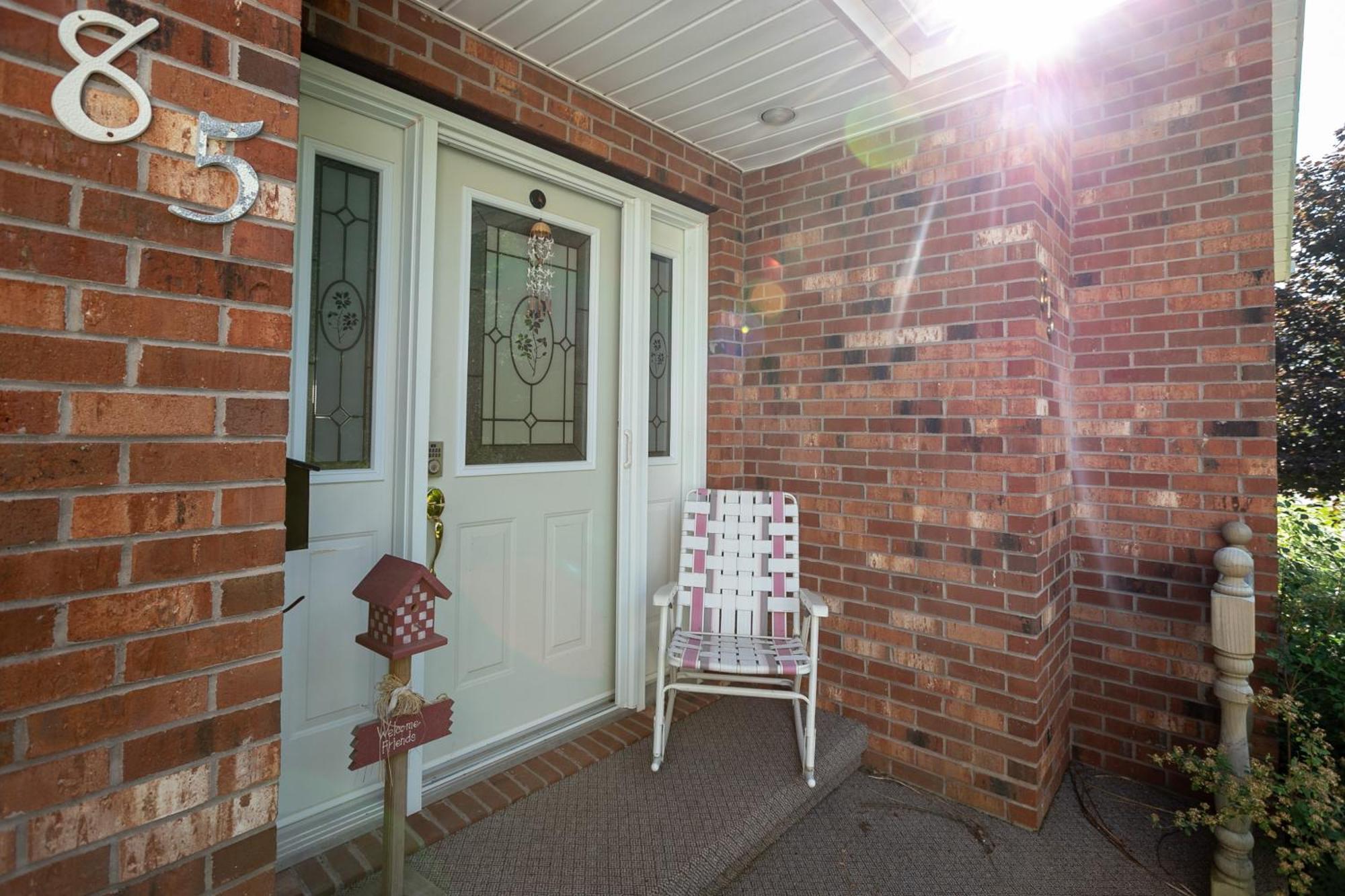 Hotel Lily'S Garden Charlottetown Esterno foto